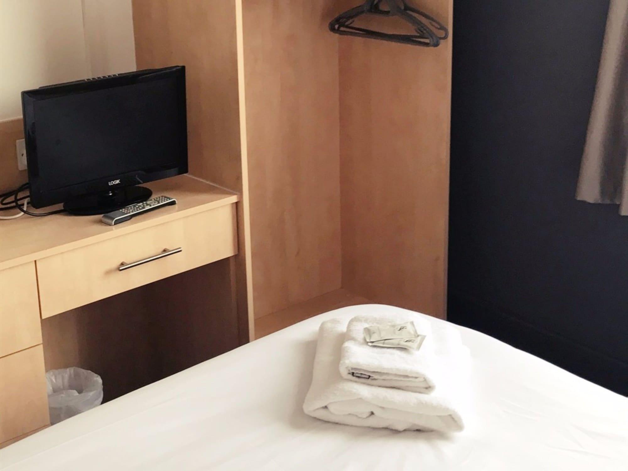 Snooze Hotel Corby Esterno foto
