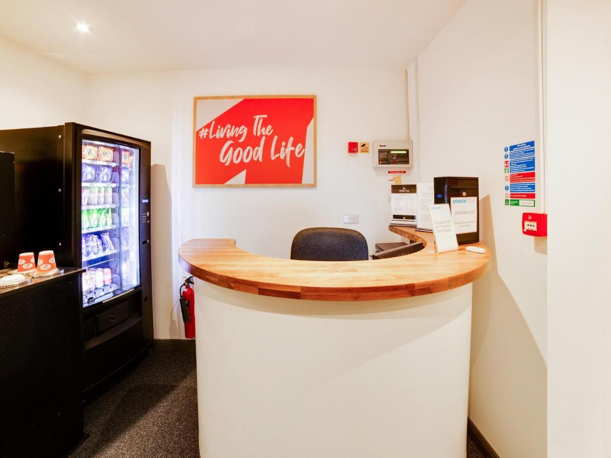 Snooze Hotel Corby Esterno foto